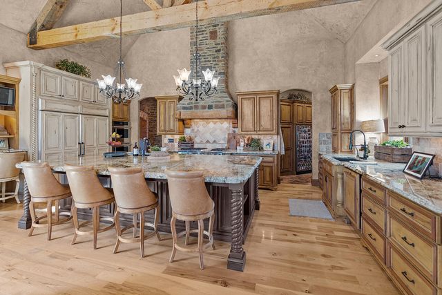 2332 N Farm Road 231, Strafford, MO 65757