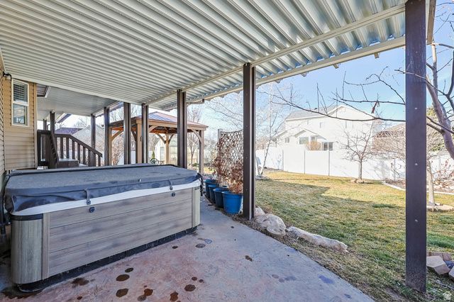 1996 S 1675 W, Syracuse, UT 84075