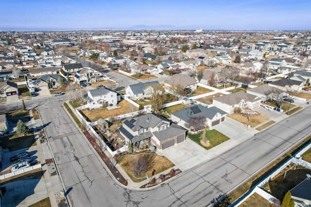 1996 S 1675 W, Syracuse, UT 84075