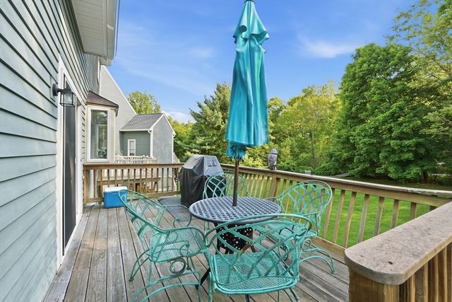 63 Brookdale Cir 63, Shrewsbury, MA 01545