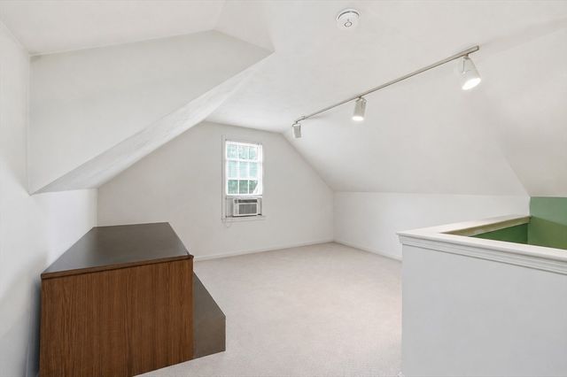 63 Brookdale Cir 63, Shrewsbury, MA 01545
