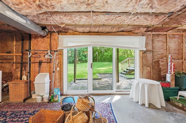 63 Brookdale Cir 63, Shrewsbury, MA 01545