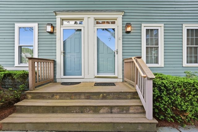 63 Brookdale Cir 63, Shrewsbury, MA 01545