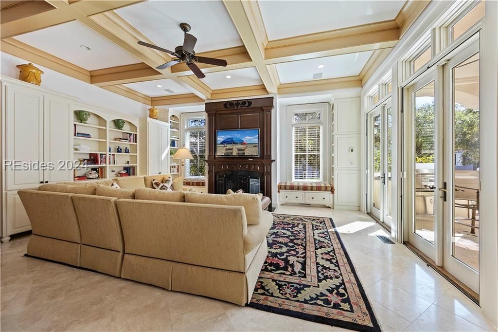 Image 24 of property listing at 3 Ketch, Hilton Head Island, SC 29928