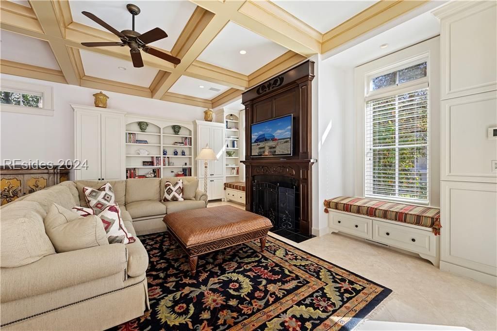 Image 27 of property listing at 3 Ketch, Hilton Head Island, SC 29928