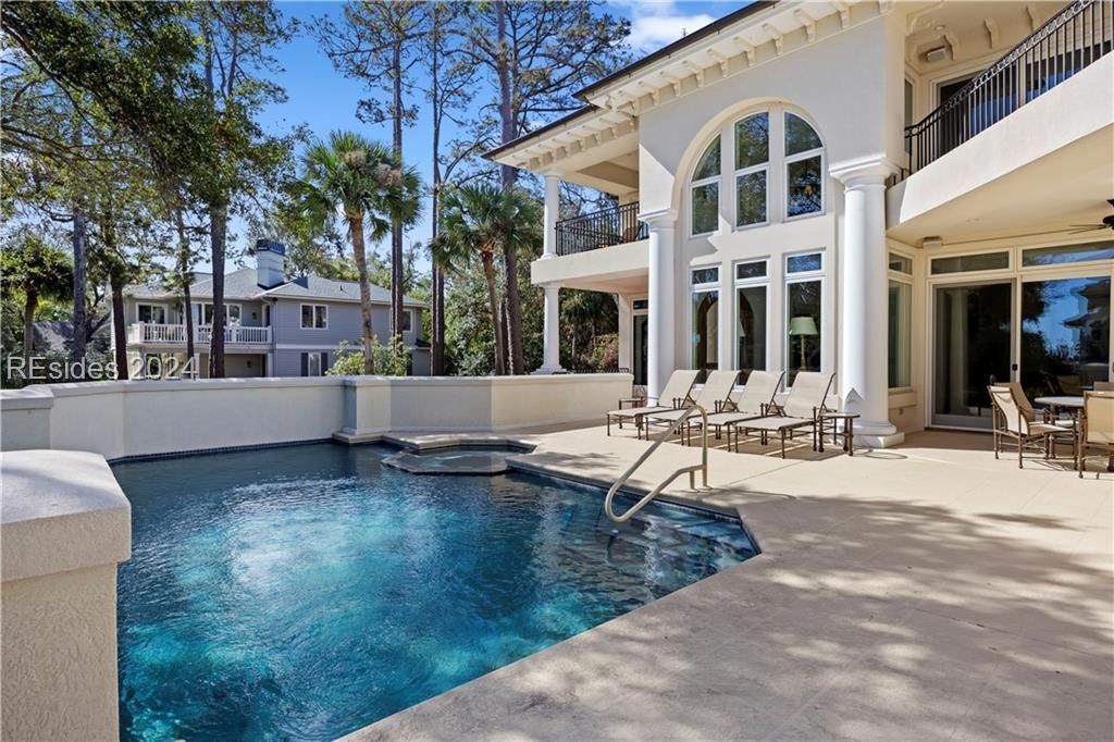 Image 7 of property listing at 3 Ketch, Hilton Head Island, SC 29928