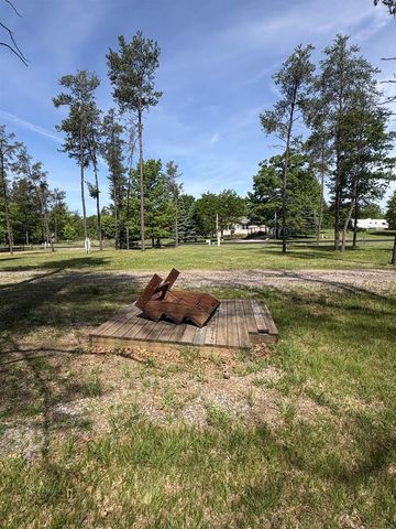 825 Marlboro Court, Nekoosa, WI 54457