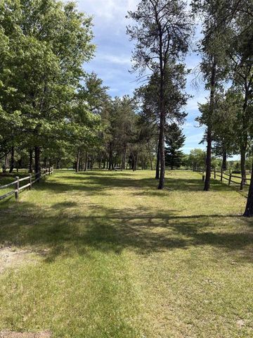 825 Marlboro Court, Nekoosa, WI 54457