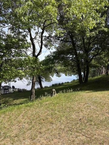825 Marlboro Court, Nekoosa, WI 54457