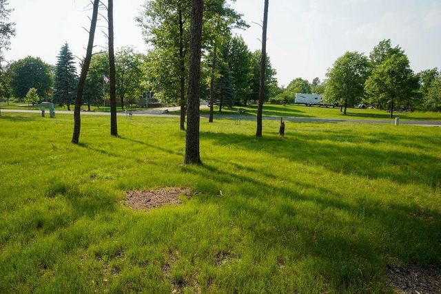 825 Marlboro Court, Nekoosa, WI 54457