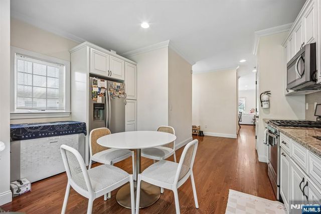 39 Grove Street B, Tenafly, NJ 07670