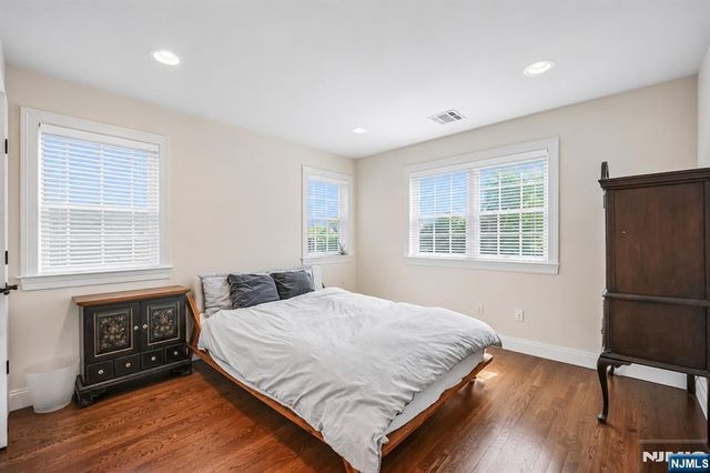 39 Grove Street B, Tenafly, NJ 07670