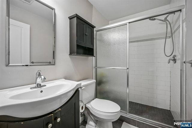 39 Grove Street B, Tenafly, NJ 07670