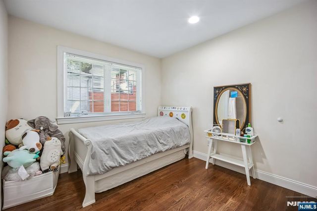 39 Grove Street B, Tenafly, NJ 07670