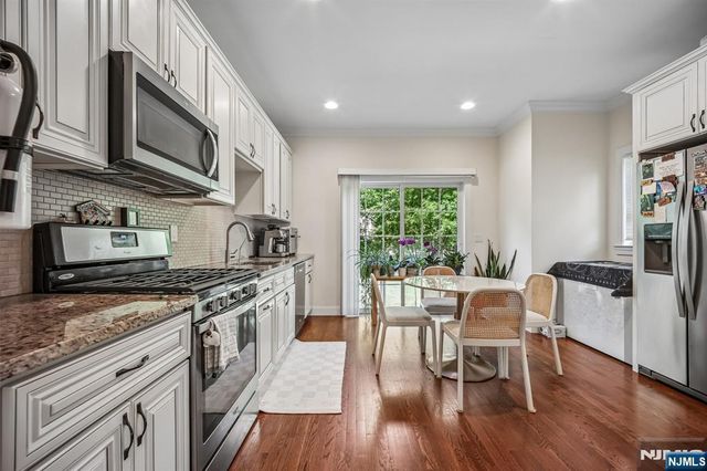 39 Grove Street B, Tenafly, NJ 07670