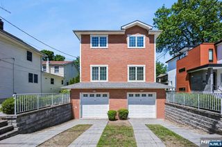 39 Grove Street B, Tenafly, NJ 07670