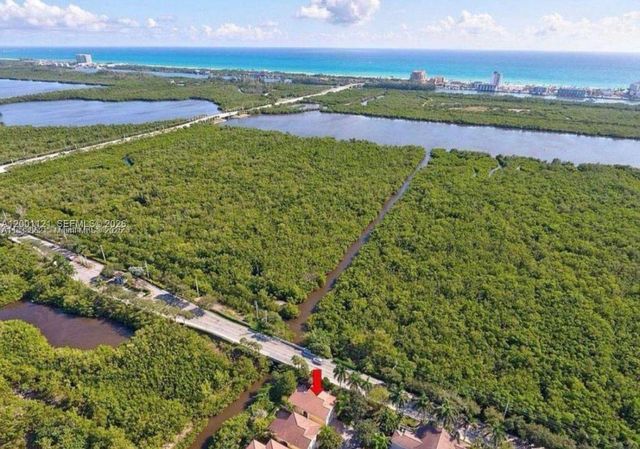 1125 Butternut Ln, Hollywood, FL 33019