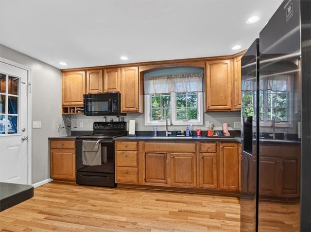 4 Briarwood Lane, Perinton, NY 14450