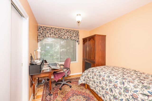 513 Chisholm Trail, Wyoming, OH 45215