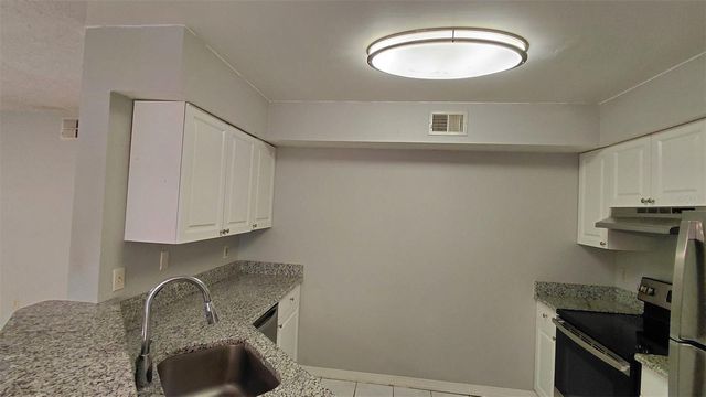 4666 PEMBROOK PLACE 103, Orlando, FL 32811