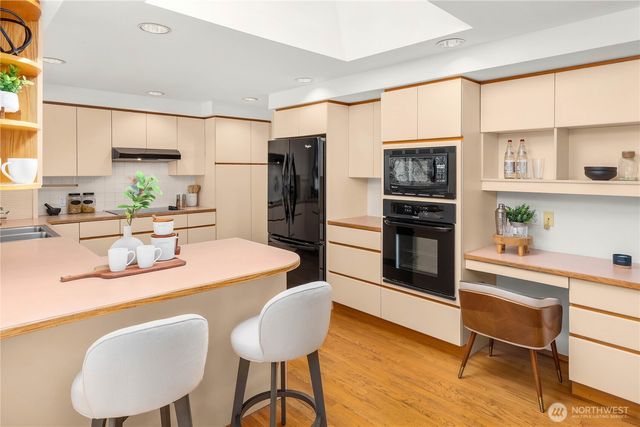 14514 NE 5th Street, Bellevue, WA 98007