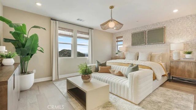 24325 Corte Cambur, Valencia, CA 91354