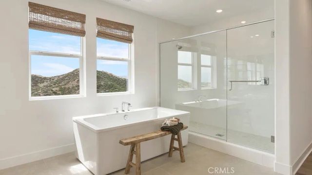 24325 Corte Cambur, Valencia, CA 91354
