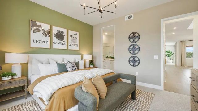 24325 Corte Cambur, Valencia, CA 91354