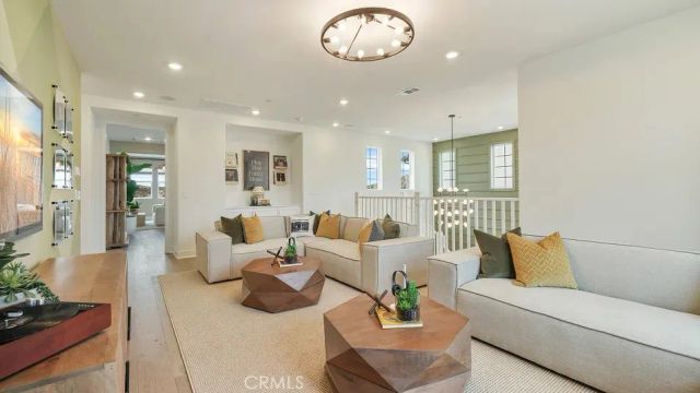 24325 Corte Cambur, Valencia, CA 91354