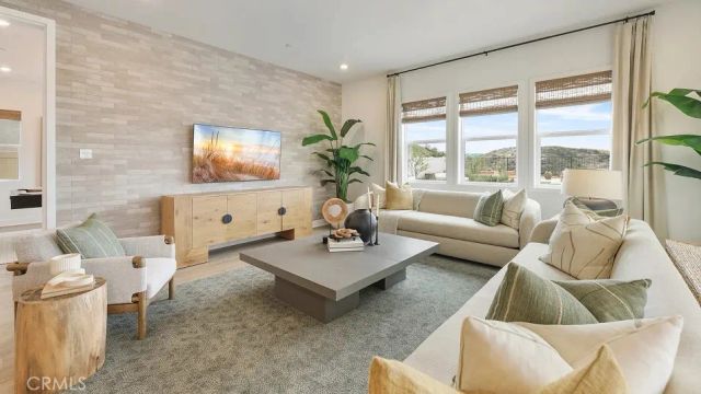 24325 Corte Cambur, Valencia, CA 91354