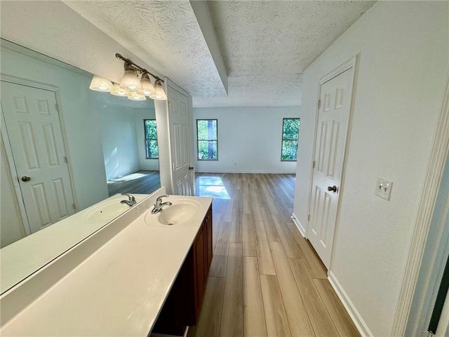 1911 Barrow Way, Duluth, GA 30096