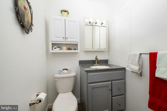 1743 BETZ FARM, Lancaster, PA 17603
