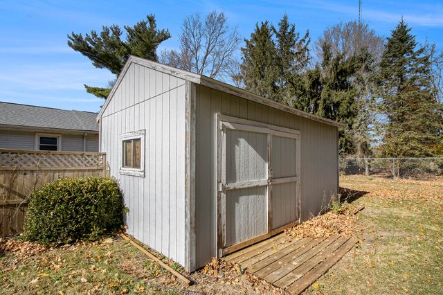 13976 20 Mile Road, Marengo Twp, MI 49068