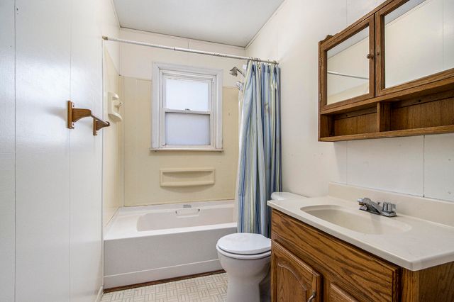 13976 20 Mile Road, Marengo Twp, MI 49068