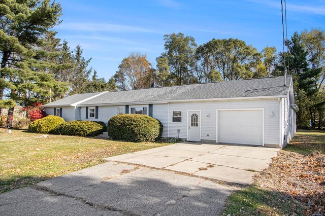 13976 20 Mile Road, Marengo Twp, MI 49068