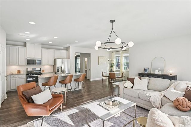 365 Hayden Circle, Woodstock, GA 30189