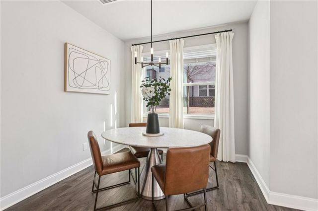 365 Hayden Circle, Woodstock, GA 30189