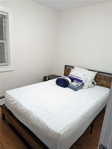 37 Ann Street 1, Newport, RI 02840