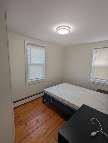 37 Ann Street 1, Newport, RI 02840