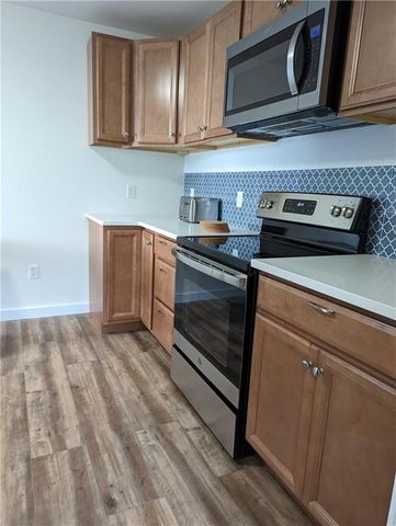 37 Ann Street 1, Newport, RI 02840