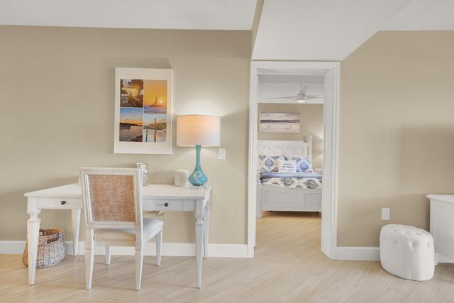 1001 Seafarer Circle 405, Jupiter, FL 33477