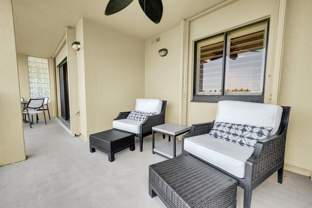 1001 Seafarer Circle 405, Jupiter, FL 33477