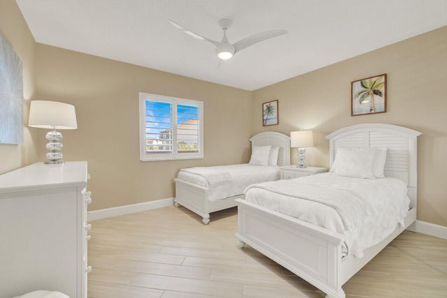 1001 Seafarer Circle 405, Jupiter, FL 33477