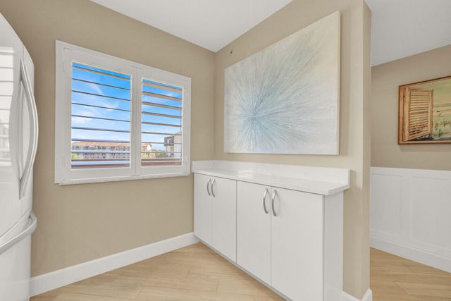 1001 Seafarer Circle 405, Jupiter, FL 33477