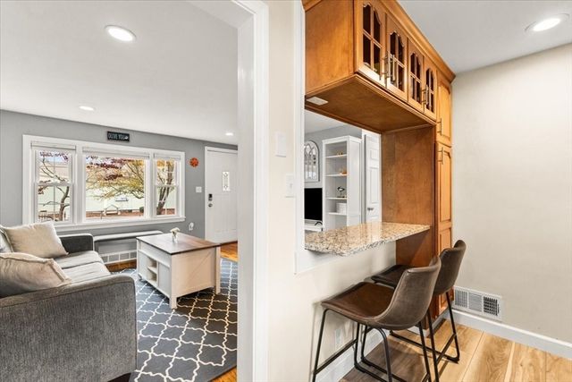 33 Green St, Abington, MA 02351