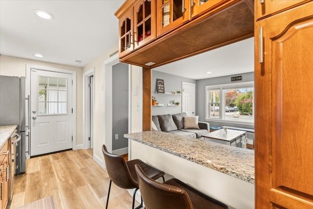 33 Green St, Abington, MA 02351