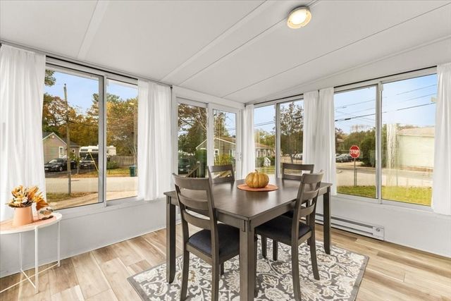 33 Green St, Abington, MA 02351