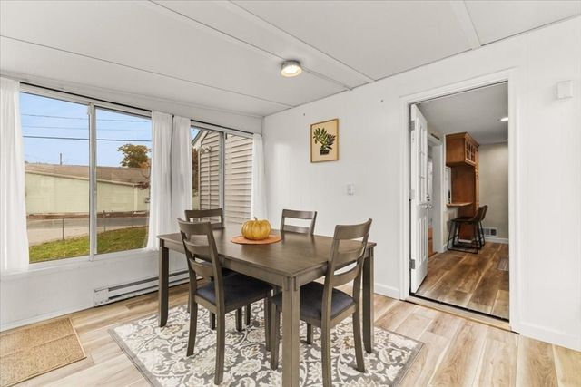 33 Green St, Abington, MA 02351