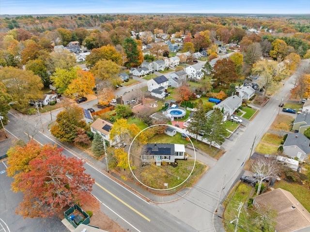 33 Green St, Abington, MA 02351