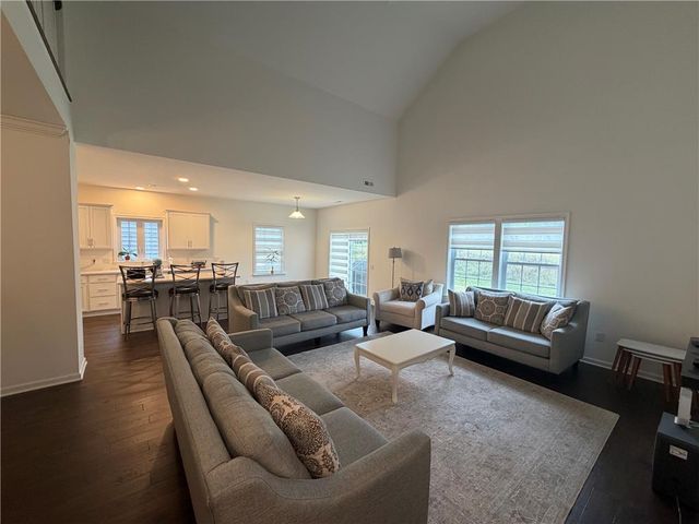 3760 Founders XING, Bethlehem Twp, PA 18045